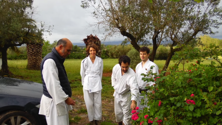 Screenshotter--AikiEnAikifarminPortugal-13’01”