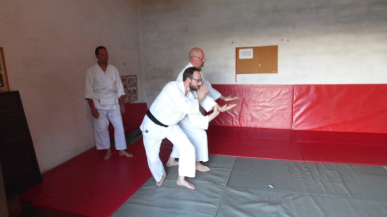 Screenshotter--AikiEnAikifarminPortugal-13’05”